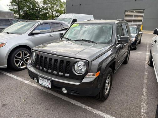 Granite Crystal Clearcoat Metallic 2015 Jeep Patriot Sport