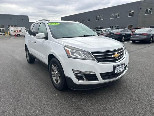 2017 Chevrolet Traverse 2LT