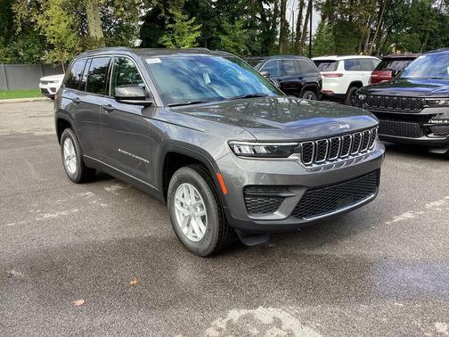 2025 Jeep Grand Cherokee Laredo X