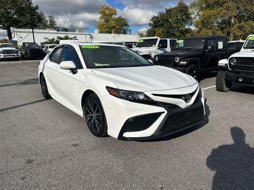 2021 Toyota Camry SE