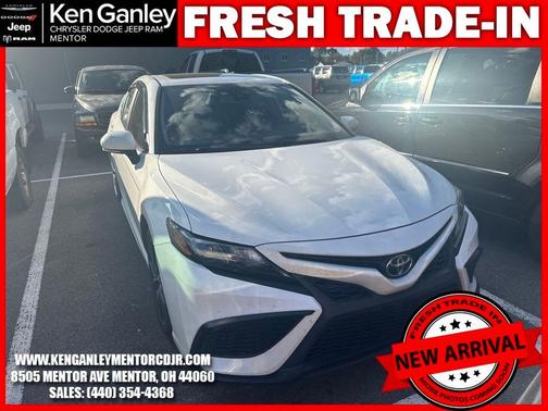2021 Toyota Camry SE