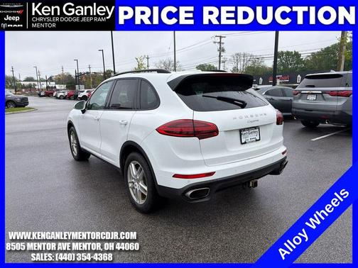 White 2016 Porsche Cayenne Base
