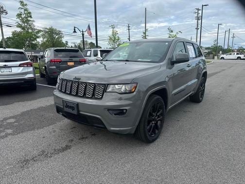 2021 Jeep Grand Cherokee Laredo X