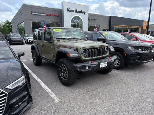 41 2025 Jeep Wrangler Rubicon