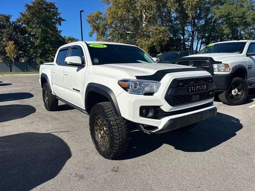 2023 Toyota Tacoma SR