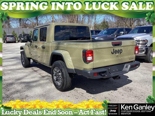 2026 Jeep Gladiator Sport