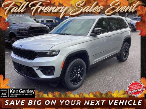 2025 Jeep Grand Cherokee Laredo