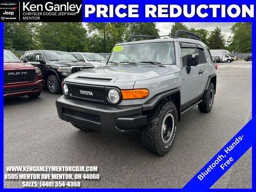 2013 Toyota FJ Cruiser Base