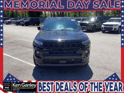Diamond Black 2026 Jeep Compass Latitude