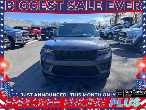 2025 Jeep Grand Cherokee Laredo