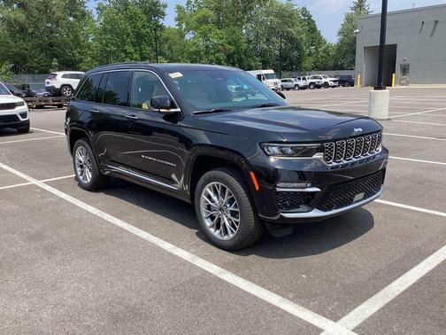 2025 Jeep Grand Cherokee Summit