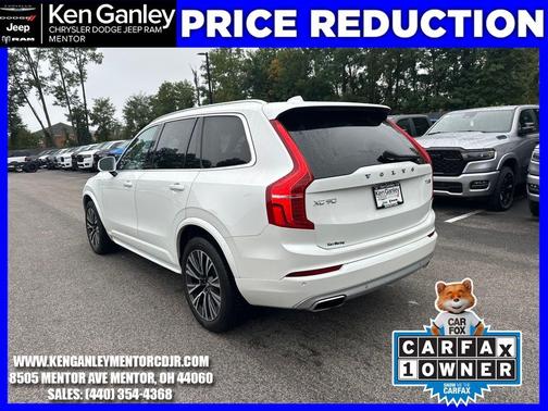 2021 Volvo XC90 T5 Momentum 7 Passenger