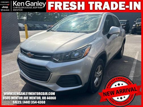 Silver Ice Metallic 2017 Chevrolet Trax LS