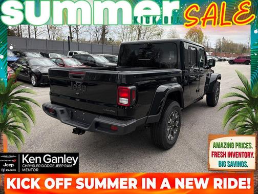 Black Clearcoat 2026 Jeep Gladiator Sport