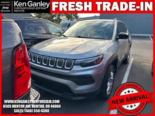 2022 Jeep Compass Latitude Lux