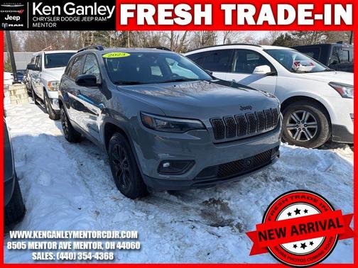 2023 Jeep Cherokee Altitude Lux