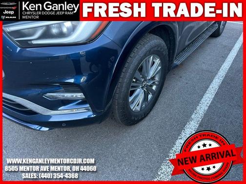 2022 INFINITI QX80 Luxe