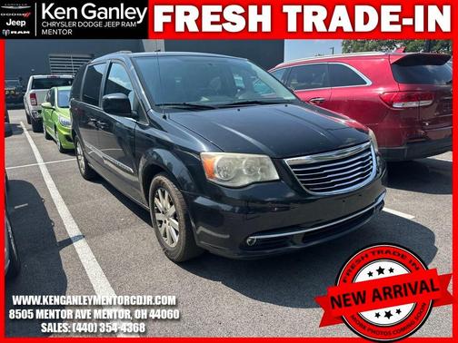 2013 Chrysler Town & Country Touring