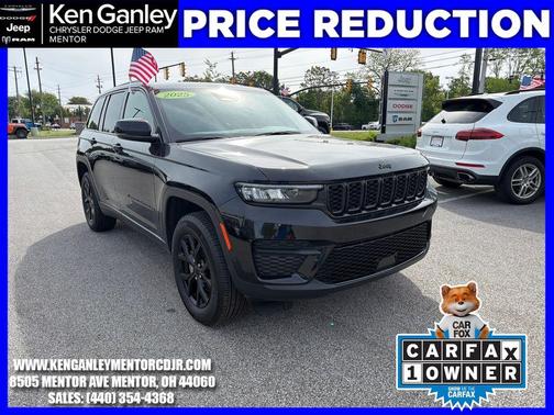 Diamond Black 2025 Jeep Grand Cherokee Laredo