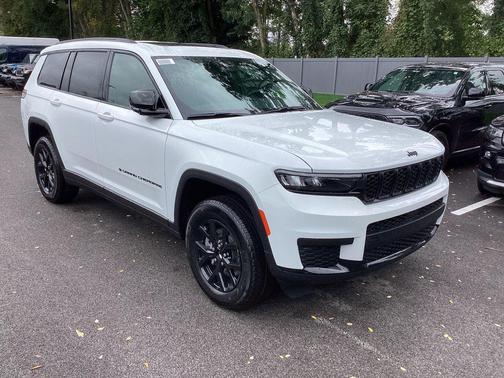 2025 Jeep Grand Cherokee L Laredo