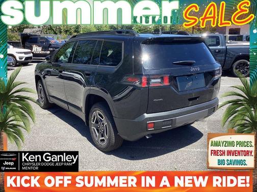 Diamond Black 2026 Jeep Cherokee LAREDO/LIMITED