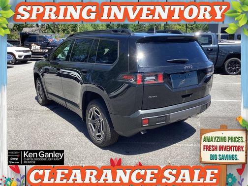 Diamond Black 2026 Jeep Cherokee LAREDO/LIMITED