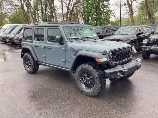 2025 Jeep Wrangler 4xe Sport