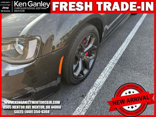 2023 Chrysler 300 Touring L