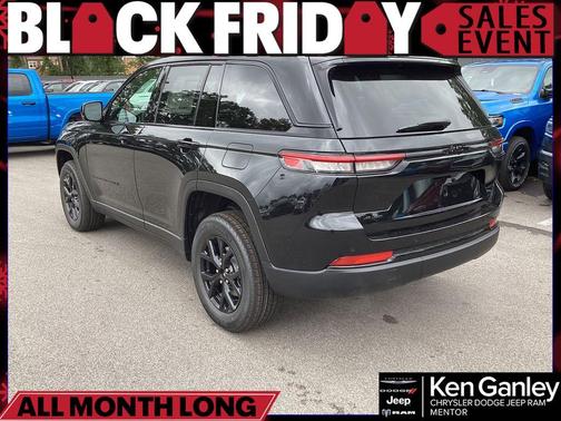 2025 Jeep Grand Cherokee Laredo