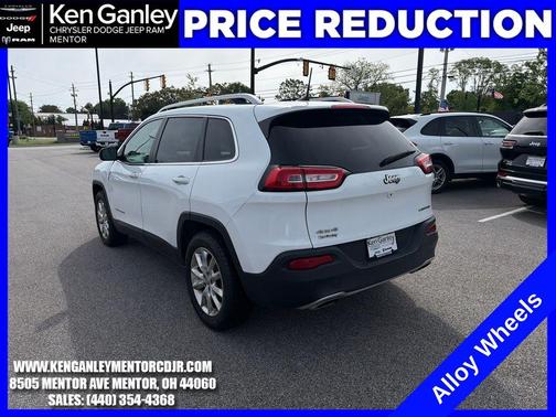 Bright White Clearcoat 2017 Jeep Cherokee Limited