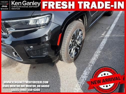Diamond Black 2021 Jeep Grand Cherokee L Overland