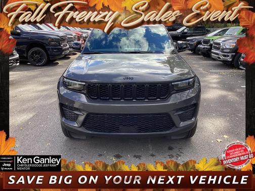 2025 Jeep Grand Cherokee Laredo