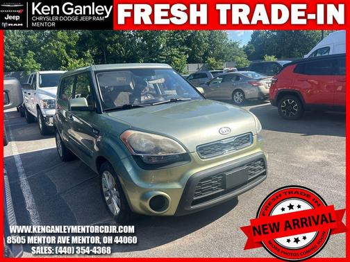 Alien Pearl Metallic 2012 Kia Soul Base