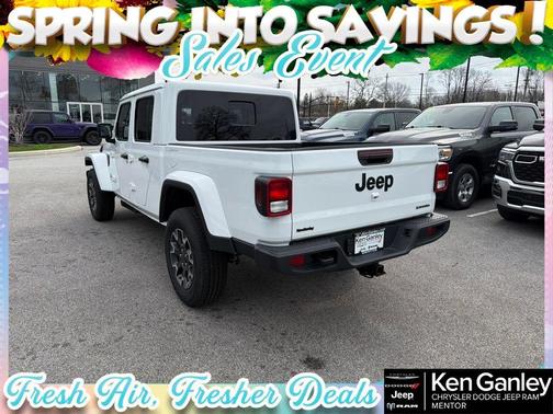 Bright White Clearcoat 2026 Jeep Gladiator Sport