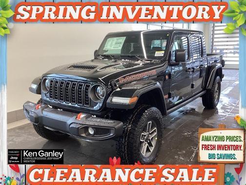 Black Clearcoat 2026 Jeep Gladiator Mojave
