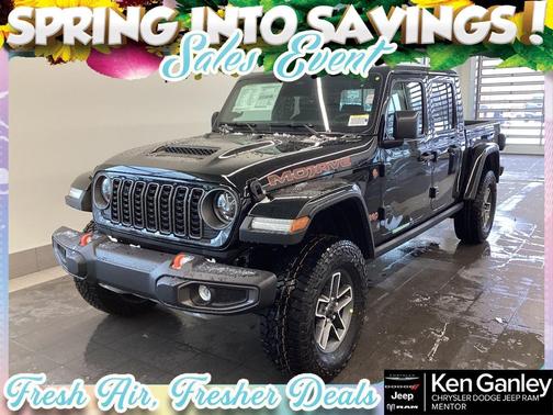 Black Clearcoat 2026 Jeep Gladiator Mojave