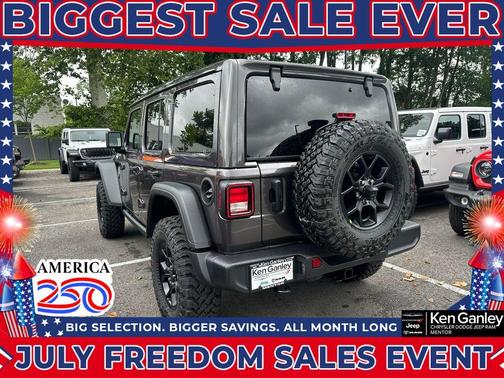 Granite Crystal Clearcoat Metallic 2026 Jeep Wrangler Sport