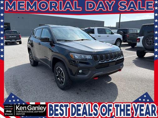 Diamond Black 2026 Jeep Compass Trailhawk