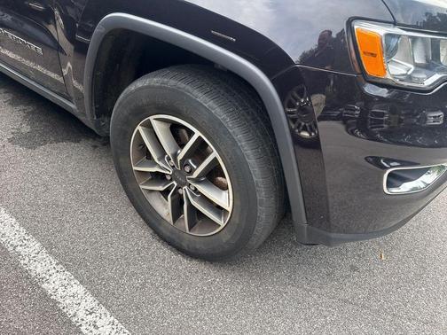 Sangria Metallic 2021 Jeep Grand Cherokee Limited
