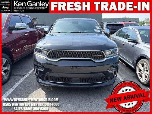 DB Black Crystal Clearcoat 2023 Dodge Durango Citadel