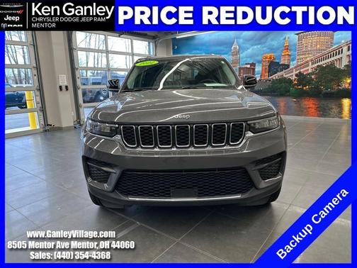 2022 Jeep Grand Cherokee Laredo