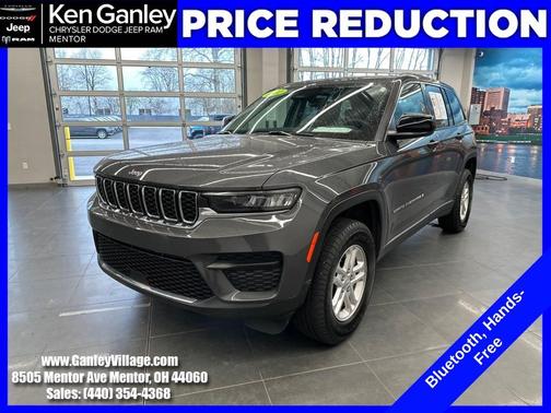 2022 Jeep Grand Cherokee Laredo
