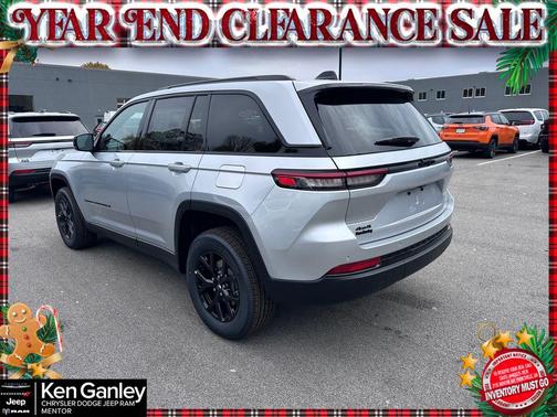 2025 Jeep Grand Cherokee Laredo