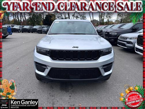 2025 Jeep Grand Cherokee Laredo