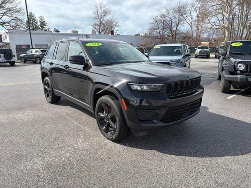 2023 Jeep Grand Cherokee Altitude