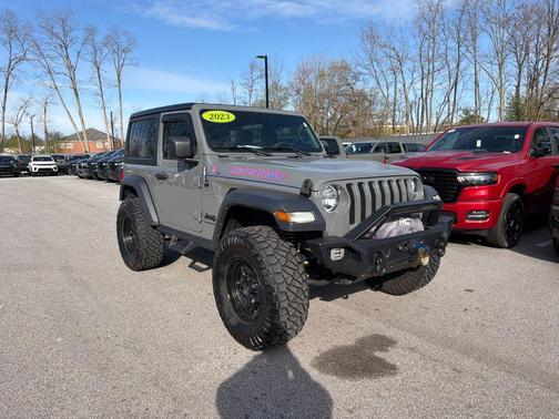 Sting Gray Clearcoat 2023 Jeep Wrangler Sport