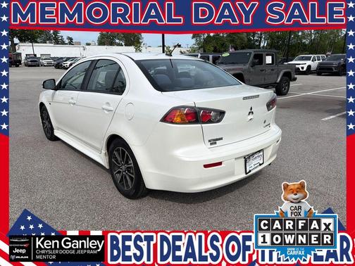 White 2016 Mitsubishi Lancer SE