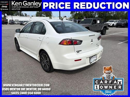 White 2016 Mitsubishi Lancer SE