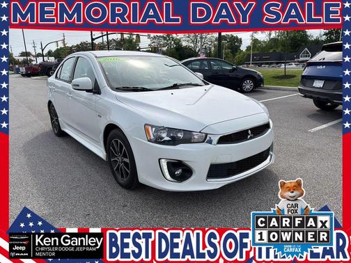 White 2016 Mitsubishi Lancer SE