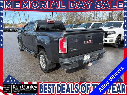 Gray 2016 GMC Canyon SLE
